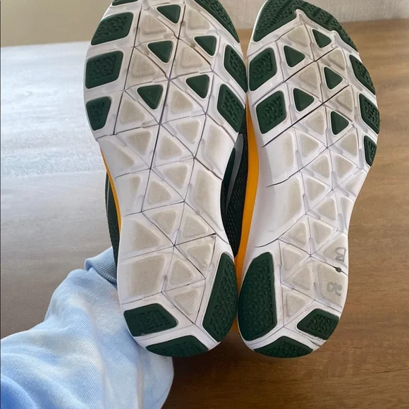 Rare Green Bay Packers Nike Free Green and Yellow Men's Shoes - Picture 9 of 10